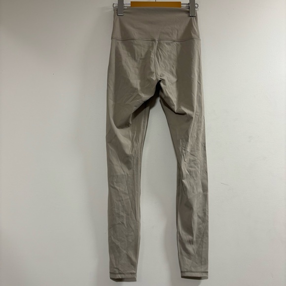 Everlane perform tight leggings XS - Picture 2 of 4